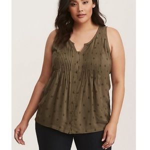 torrid size 1 Owl Print Pin Tuck Tank